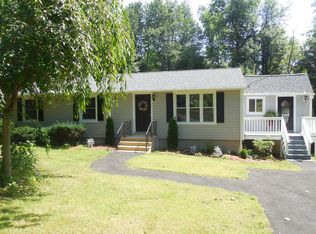4 Lynde Brook Dr, Worcester, MA 01602