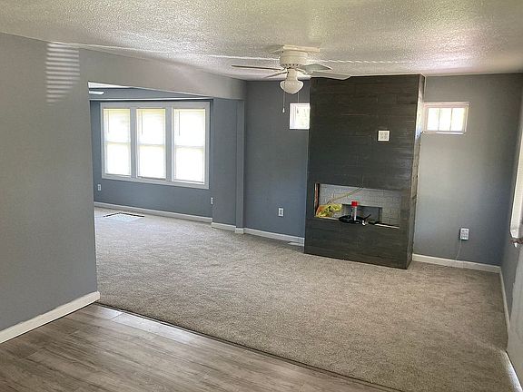 4th image of 2127 Park Ave