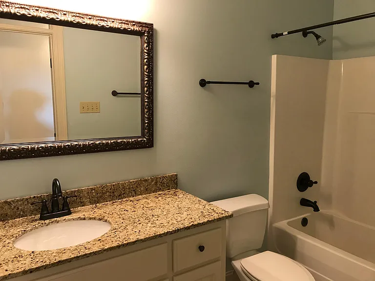 9279 Highland Oaks Ave — Photo 10