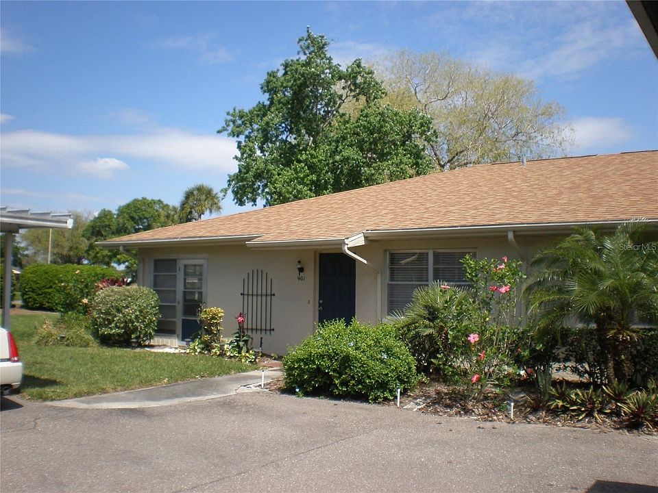1st image of 901 Hendon Ct #125