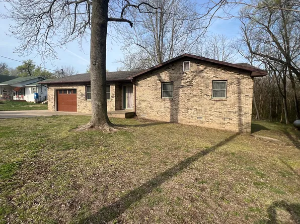 605 Norman Street, Ava, MO 65608