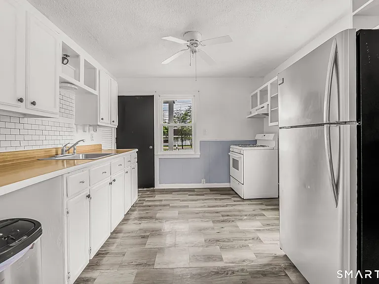 591 Pearl Harbor St — Photo 4