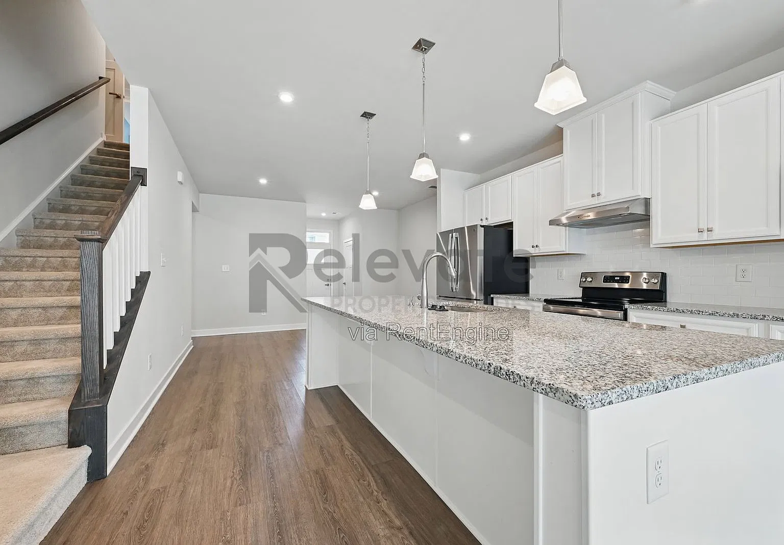3 bed, 3.0 bath, 1775 sqft, $2,545 — Photo 4