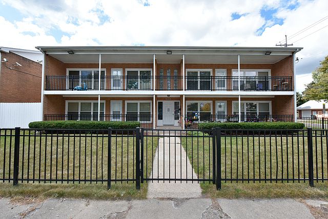 2nd image of 2904 Elizabeth Ave APT 2N
