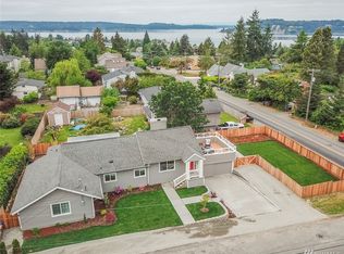 1904 Crystal Springs Rd W, Tacoma, WA 98466