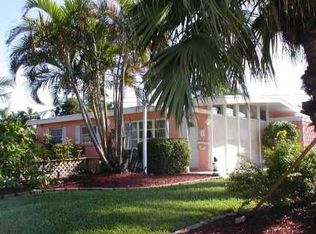 2103 Lake Bass Cir, Lake Worth, FL 33461