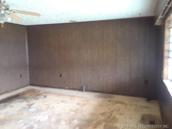 5th image of 553 N Wyandotte St