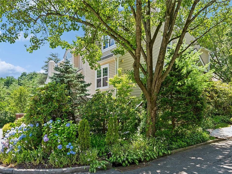 1st image of 75 W Hartsdale Avenue #7