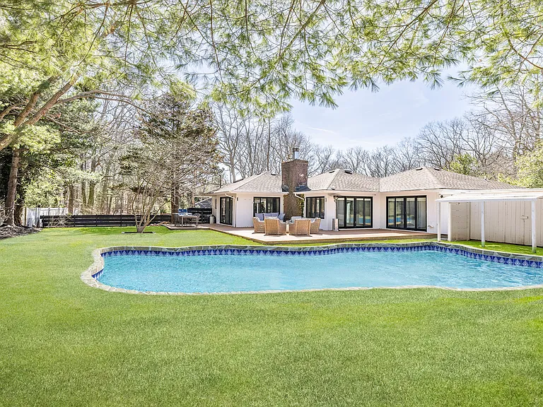 1 High Point Rd — Photo 2