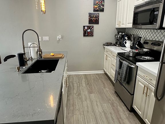 5th image of 14715 SE 24th St APT 205
