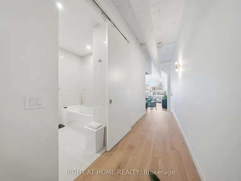155 Dalhousie St #1011 — Photo 7