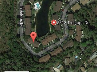 5313 Treetops Dr, Naples, FL 34113