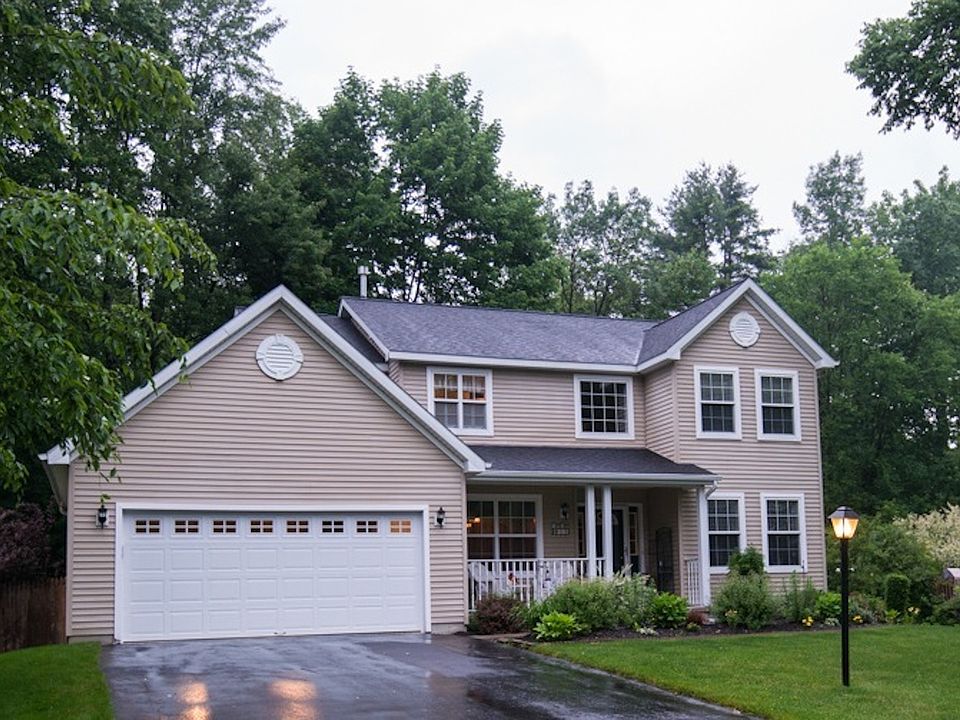 1st image of 13 Santee Dr