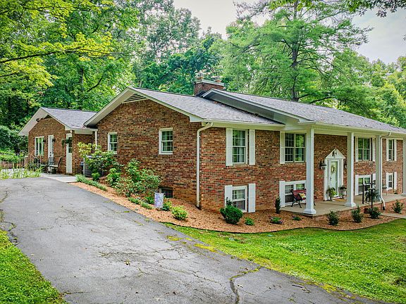 3rd image of 4625 Harbor Cir