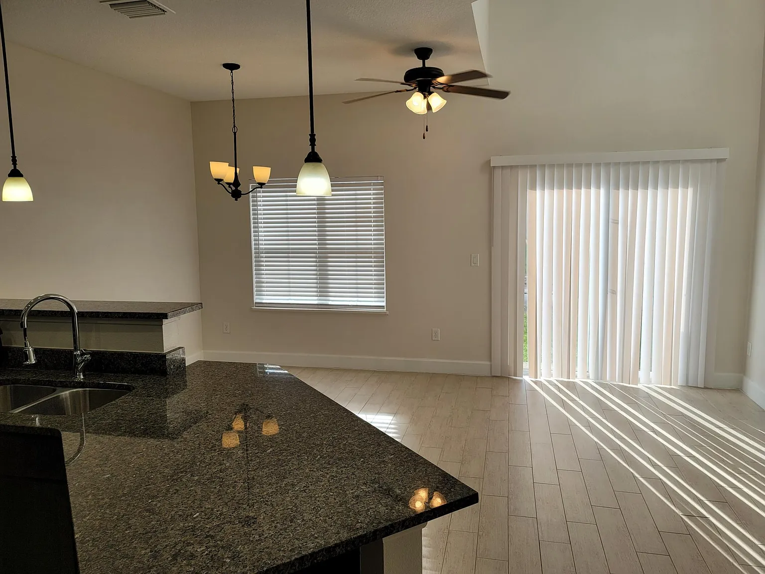 2102 Penny Ln — Photo 4