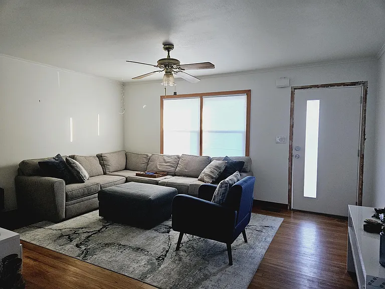 2234 W Elm Ave — Photo 4