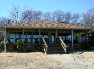 106 Eastshore Dr, Gun Barrel City, TX 75156