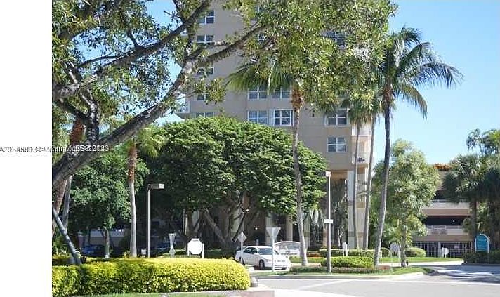 1st image of 770 Claughton Island Dr APT 808