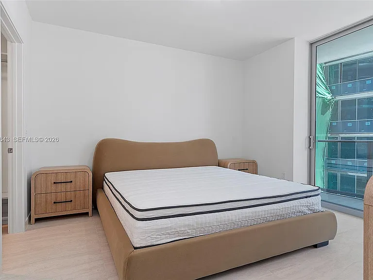 77 SE 5th St #1905 — Photo 5