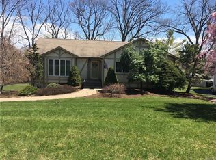 14 Ewald Pl, Stony Pt, NY 10980