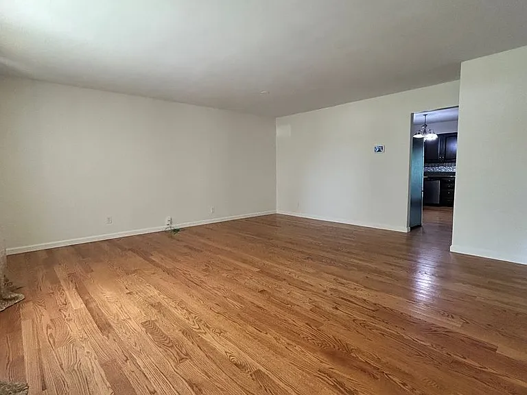 5916 Wells Rd — Photo 4