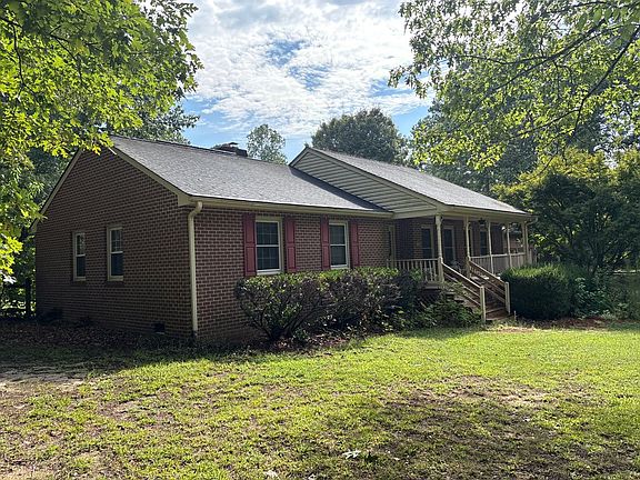 3rd image of 17701 Wilkinson Rd