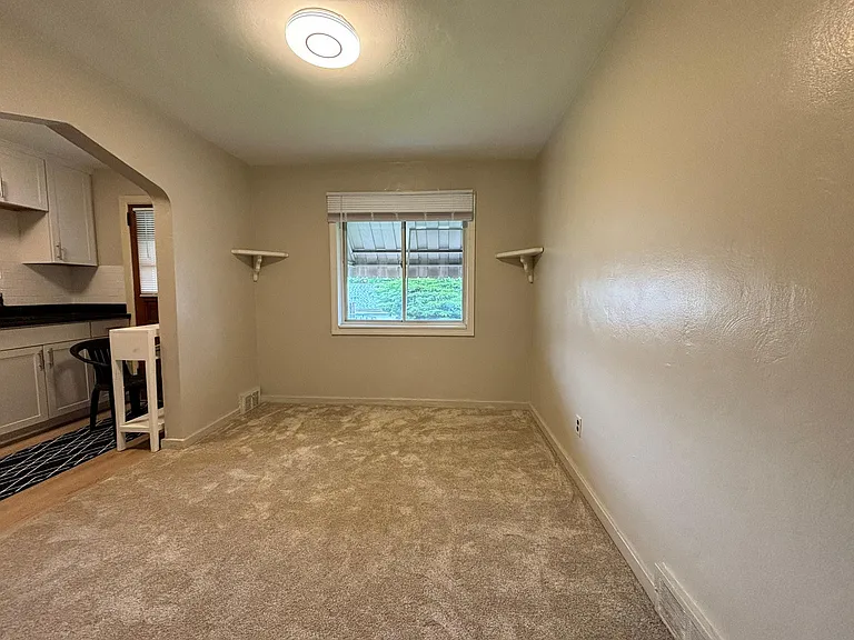 635 Bigelow St — Photo 15
