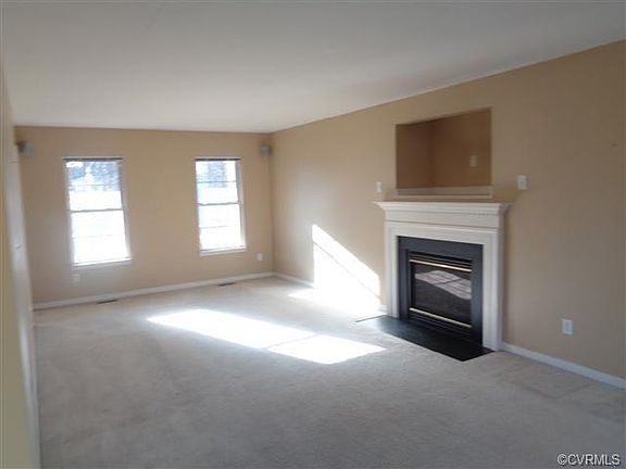 5th image of 9861 Willow Glen Ct