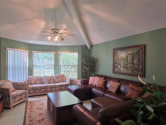 4th image of 10741 Pinto Dr