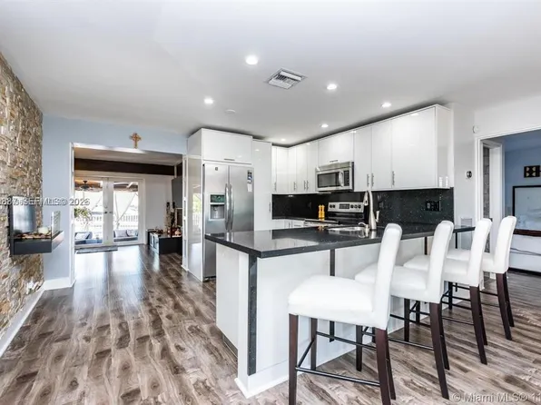 2713 Sherman St, Hollywood, FL 33020