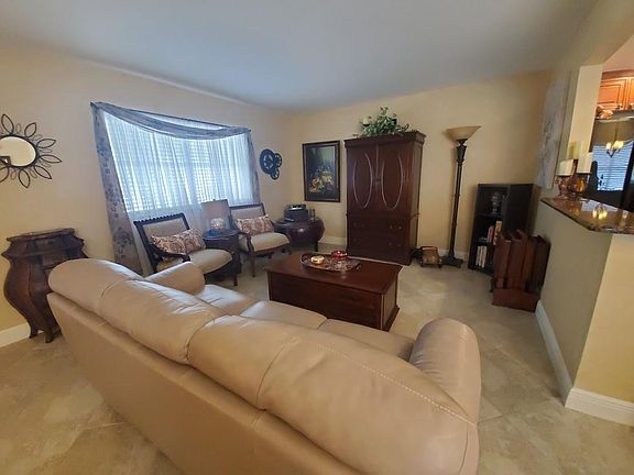 5th image of 214 Tuscany D
