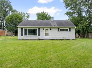26W253 Peterson Ave, Carol Stream, IL 60188