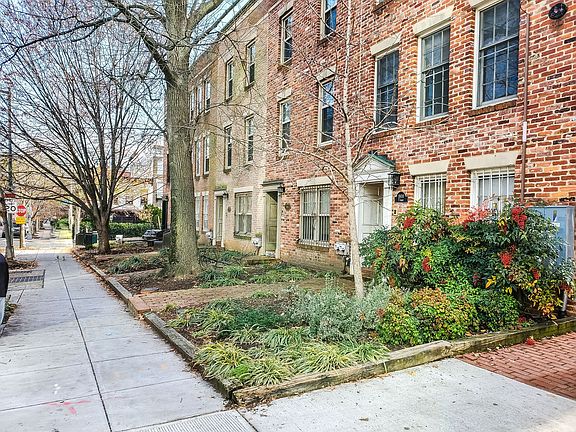 2nd image of 1908 T St NW APT B