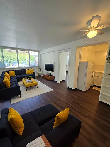 University View Apartments Photo 1
