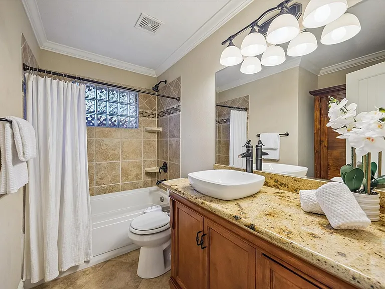 9813 Pine Lake Dr — Photo 17