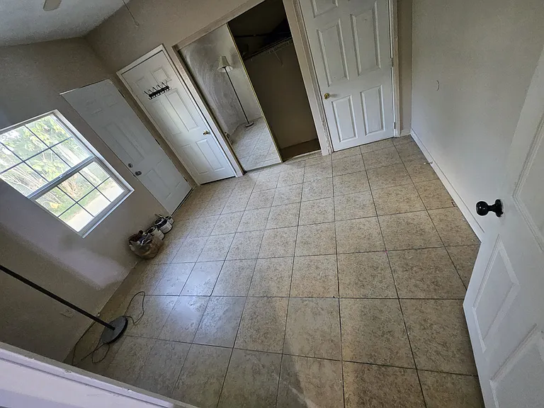 9018 Baseline Rd — Photo 18