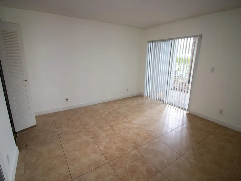 7610 Westwood Dr #102 — Photo 9