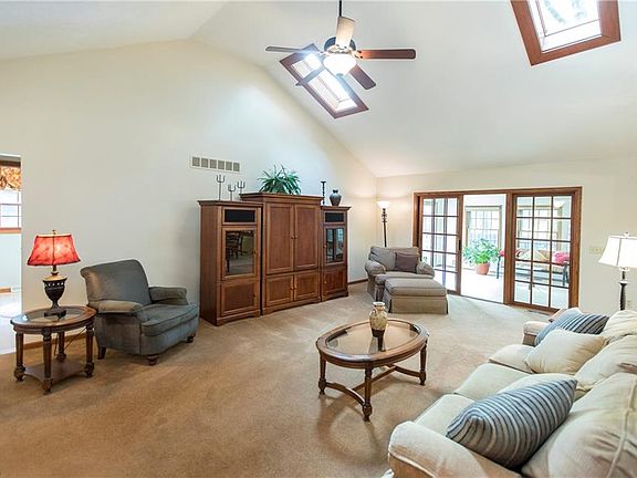 5th image of 5310 Oakwood Dr