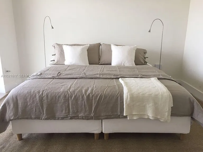 2600 E Hallandale Beach Blvd #2202 — Photo 7