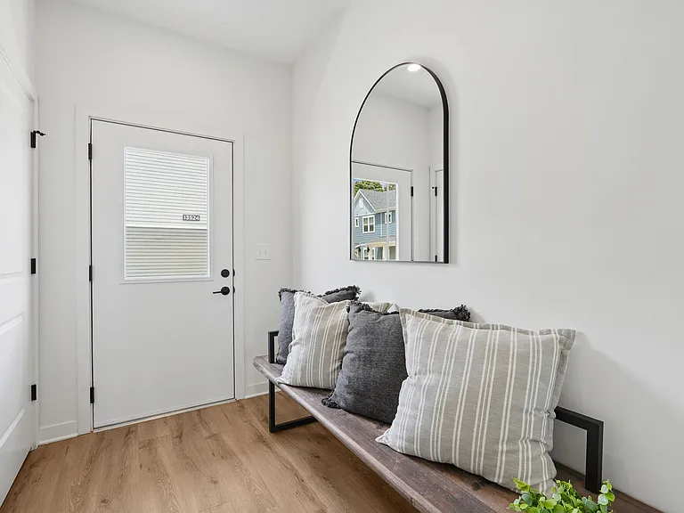 Hamlet Huntersville - Homes & Townhomes for Rent — Photo 27