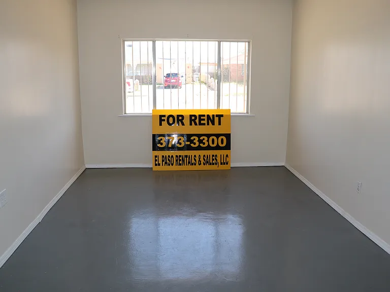 5625 Creston Ave — Photo 6