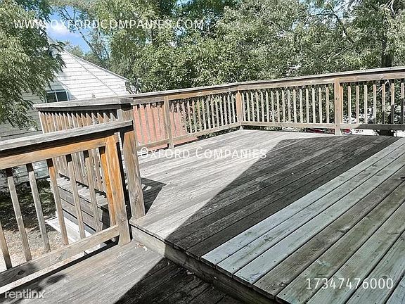 5th image of 717 Dewey Ave