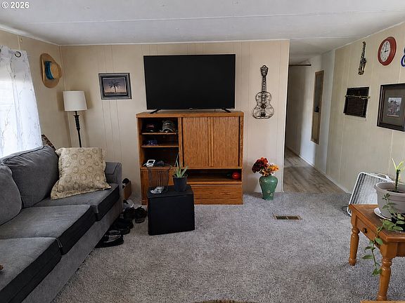 2nd image of 112 Gilham Loop