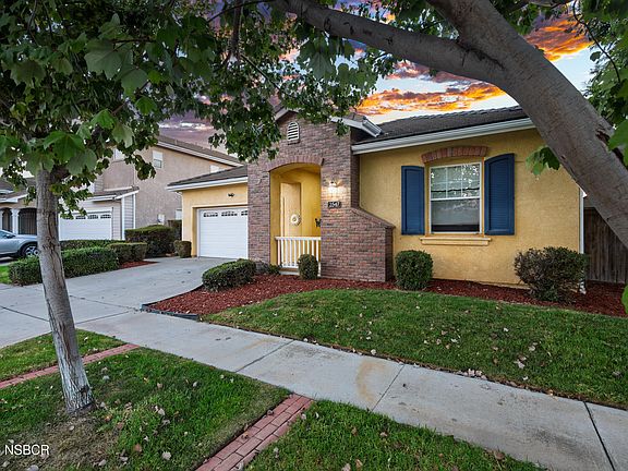 5th image of 2547 Logan Dr