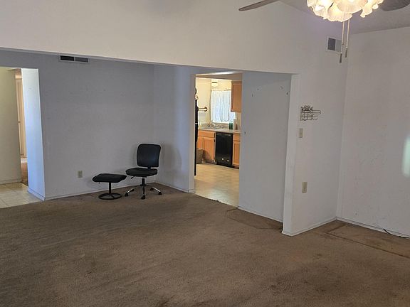 5th image of 13220 Cloudview Ave NE