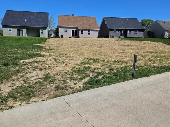 62 Hubbell Way, Bedford, OH 44146