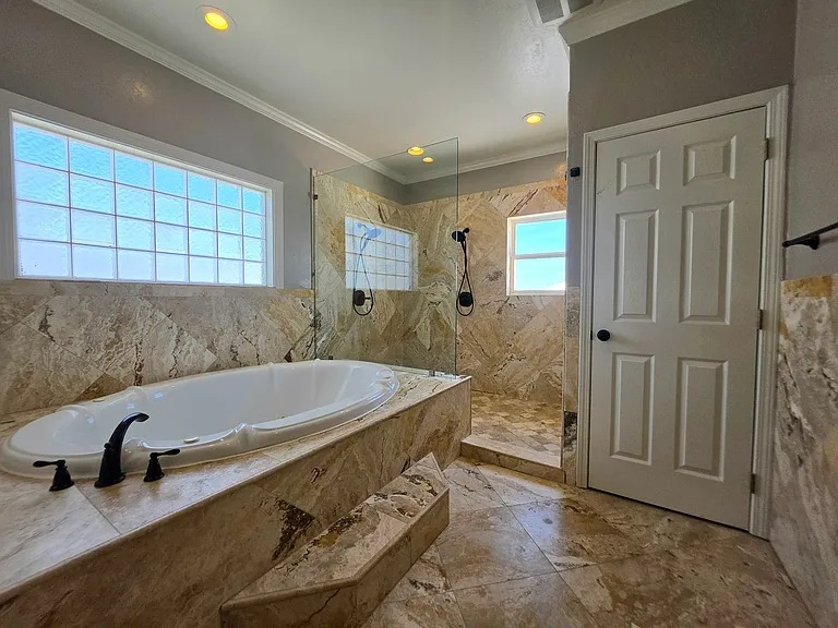 26858 Martinique Dr — Photo 39