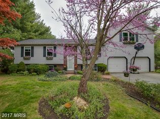 4641 Warpath Dr, Hampstead, MD 21074
