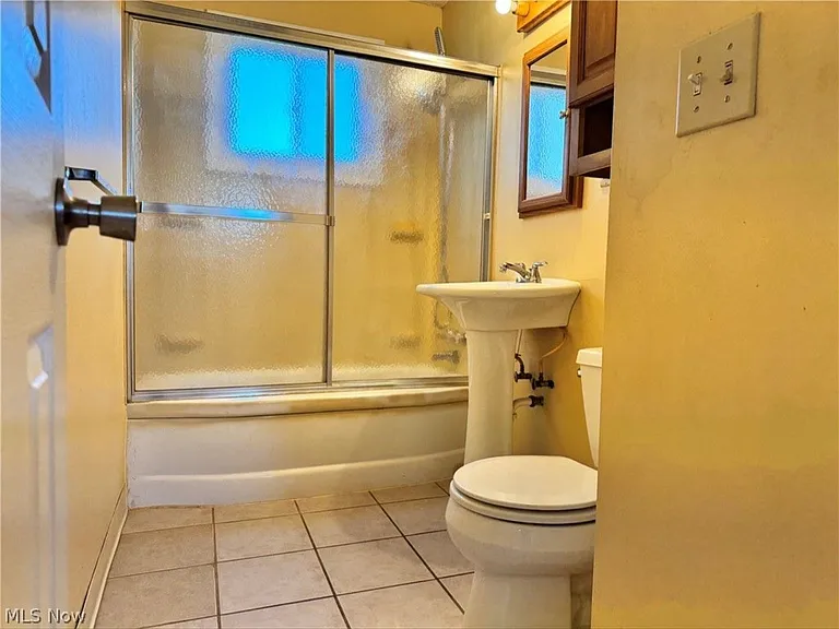 6598 Seneca Trl — Photo 10