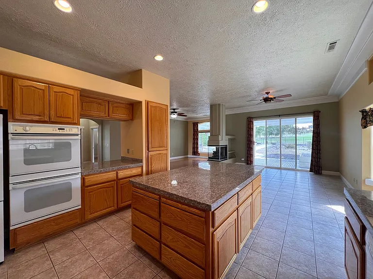 1021 Pepper Ln — Photo 17